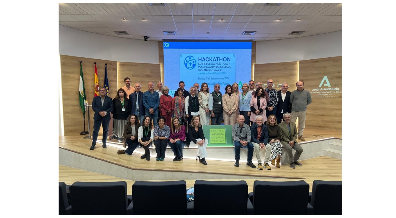 Hackathon JA HEROES en Granada: Dos días de colaboración para repensar la planificación del personal sanitario