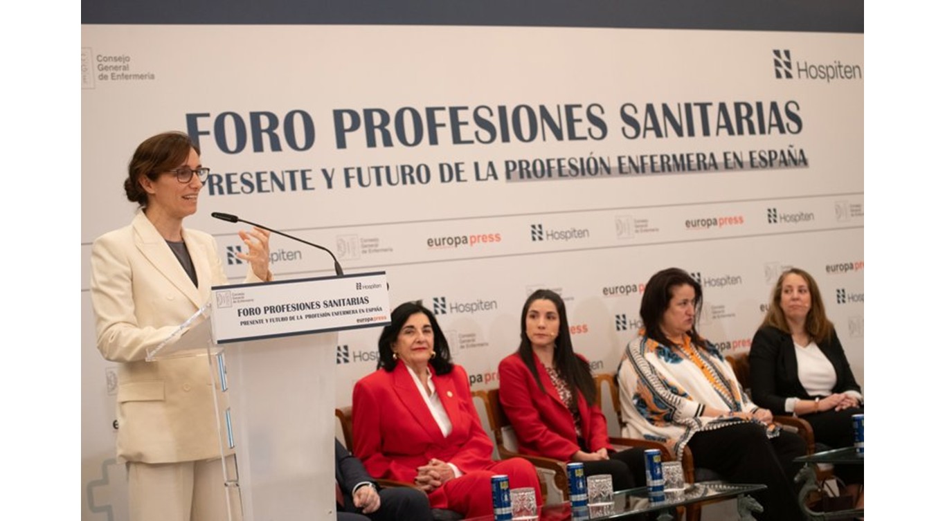 Foro de las profesiones sanitarias presente y futuro de la profesión Enfermera en España